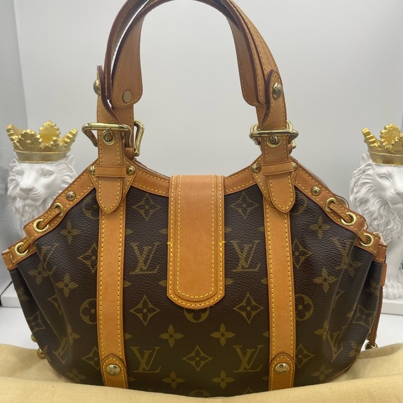 Louis Vuitton Monogram Theda Satchel PM - Picture 4 of 13